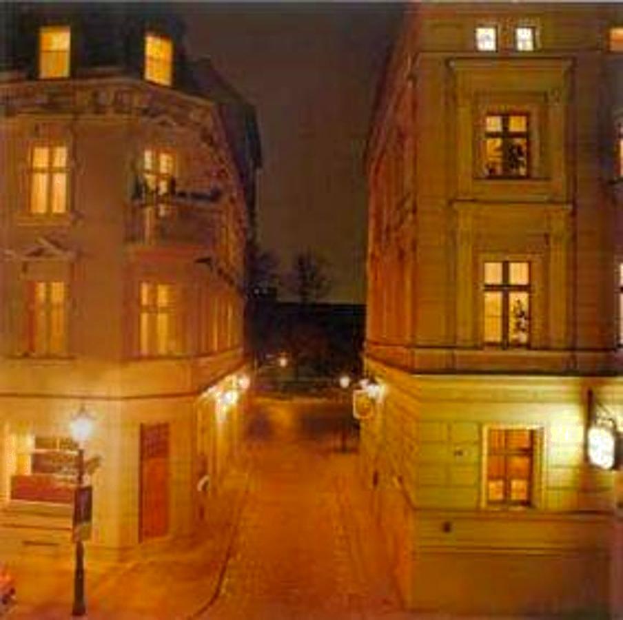 Hotel Altstadt Spandau Seeburg  Εξωτερικό φωτογραφία