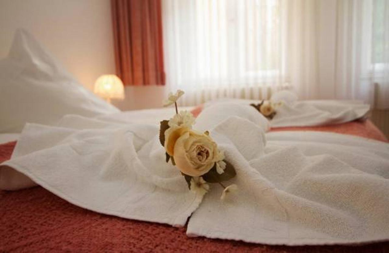 Hotel Altstadt Spandau Seeburg  Εξωτερικό φωτογραφία